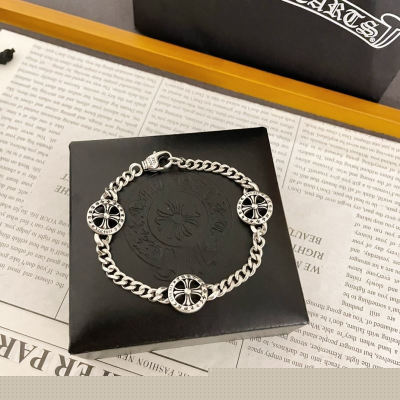 Ch**me He**ts bracelets